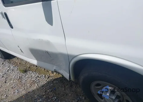 2015 Chevrolet Express 2500 Work Van from USA, damaged, VIN 1GCWGFCF7F1215743